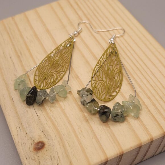 Natural Irregular Stone Delicate Teardrop Earrings - Picture 2 of 4